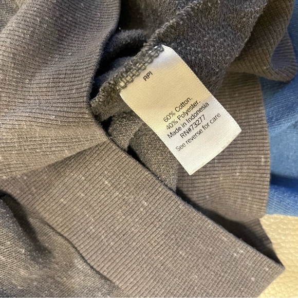 2 SO Size Small Zip-Up Sweatshirts - Picture 3 of 5